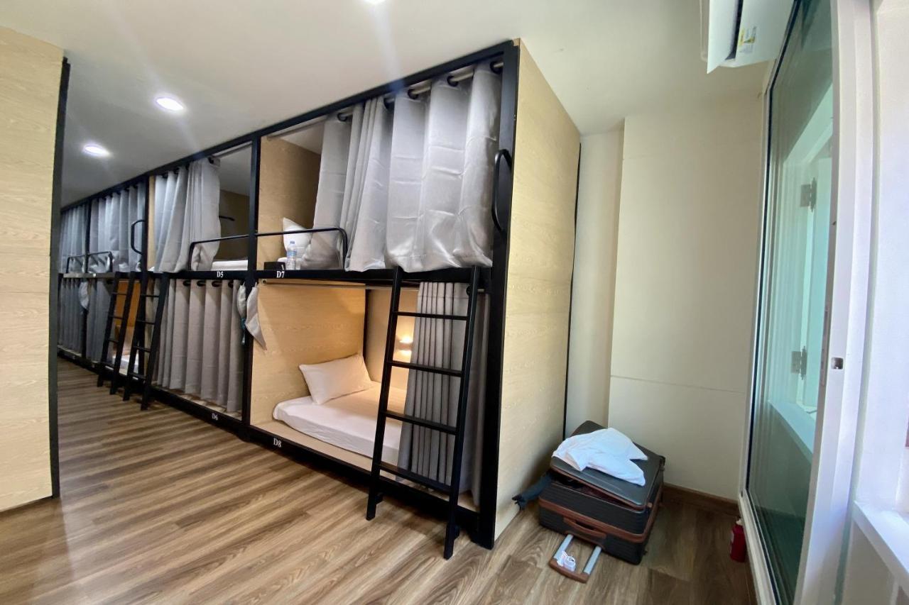 Forgotten Hostel Silom Bangkok Zewnętrze zdjęcie