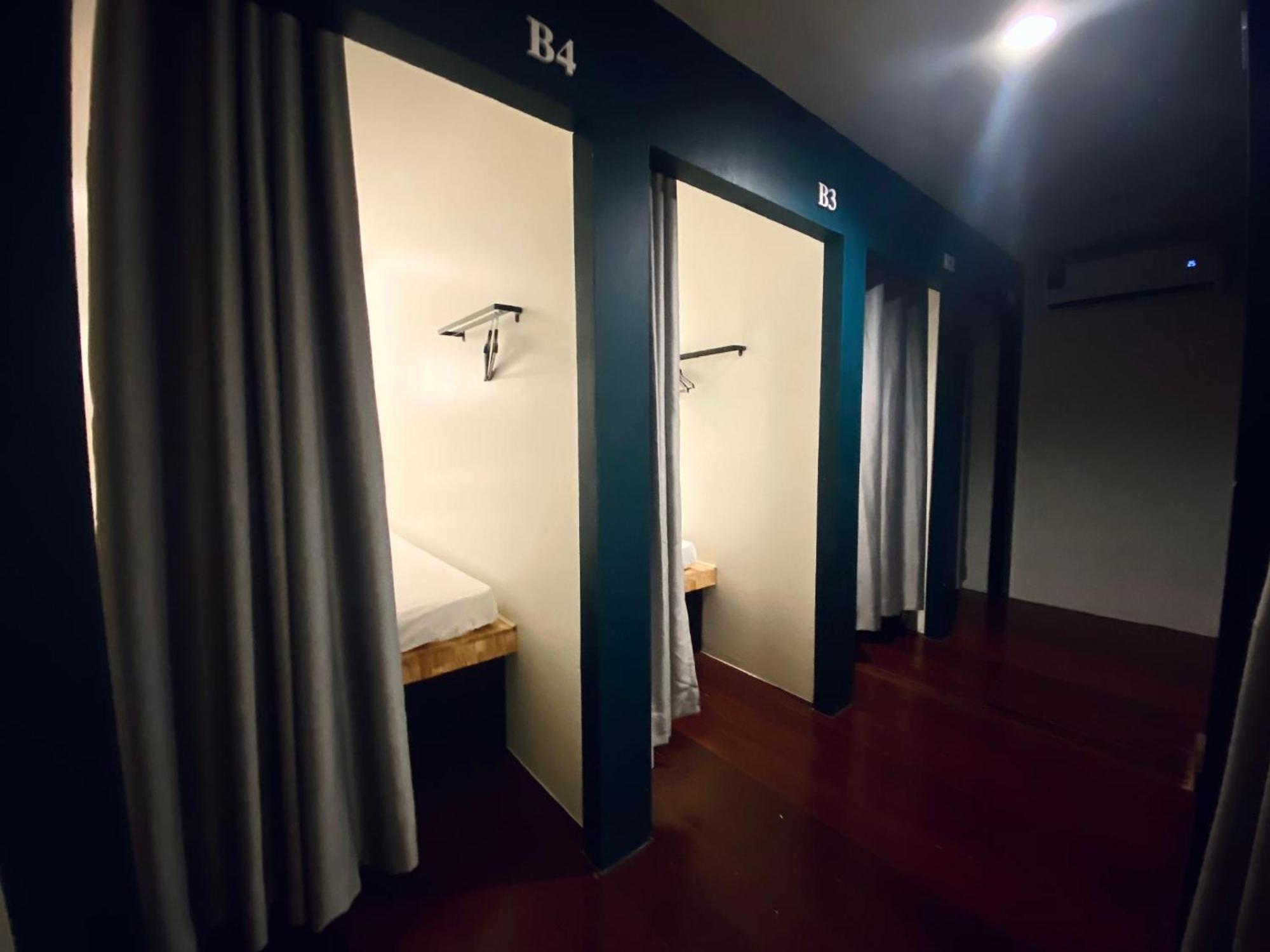 Forgotten Hostel Silom Bangkok Zewnętrze zdjęcie
