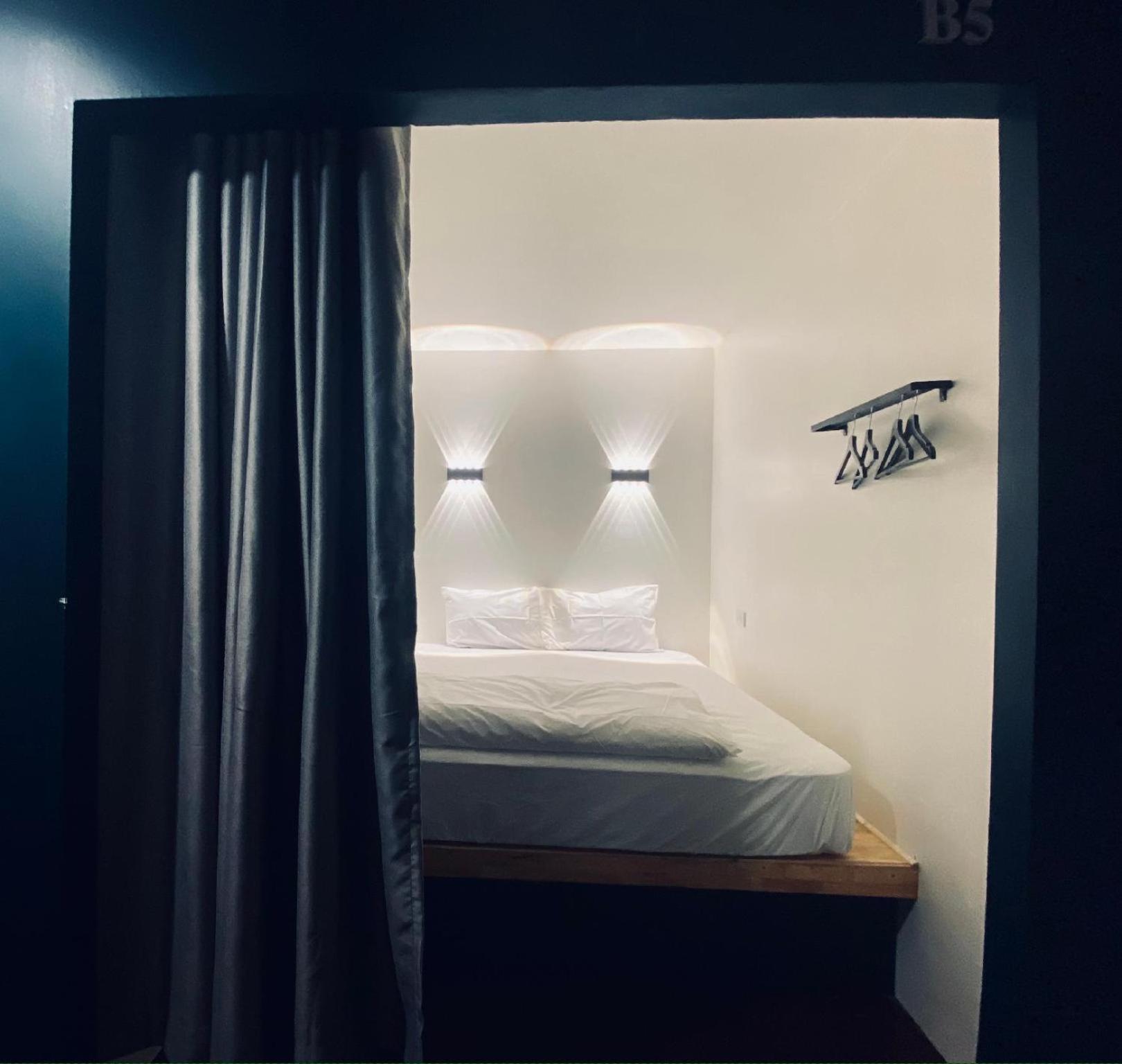 Forgotten Hostel Silom Bangkok Zewnętrze zdjęcie